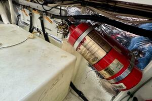 28ft Four Winns Yacht For Sale