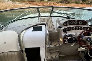 28ft Four Winns Yacht For Sale