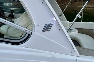 28ft Four Winns Yacht For Sale