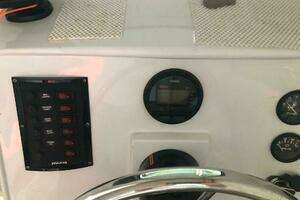 2013 Catamaran Cruiser thumbnail 21