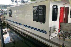 2013 Catamaran Cruiser thumbnail 33