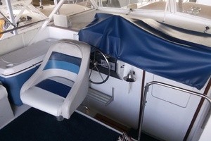 UNDER THE WIRE 35ft Chris Craft Yacht For Sale