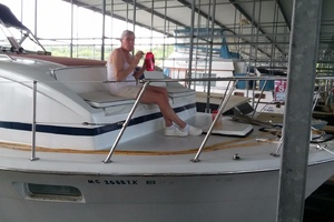 UNDER THE WIRE 35ft Chris Craft Yacht For Sale