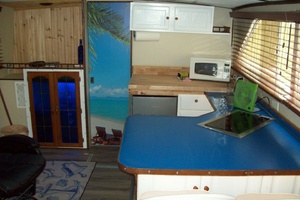 UNDER THE WIRE 35ft Chris Craft Yacht For Sale