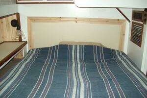 1979 Chris-Craft Catalina 350 thumbnail 9