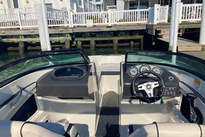20ft Sea Ray Yacht For Sale