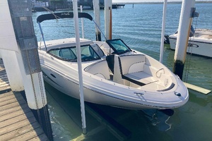 20' Sea Ray 2012