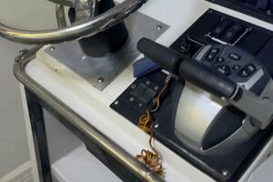 30ft Wellcraft Yacht For Sale