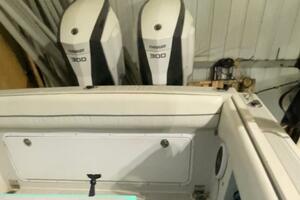 30ft Wellcraft Yacht For Sale