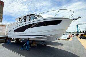 In Stock 27ft Beneteau Yacht For Sale