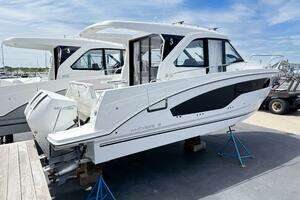 In Stock 27ft Beneteau Yacht For Sale