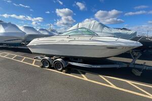 Photo 4911858 for 1999 Sea Ray 215 Express Cruiser  