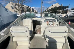 Photo 4911852 for 1999 Sea Ray 215 Express Cruiser  