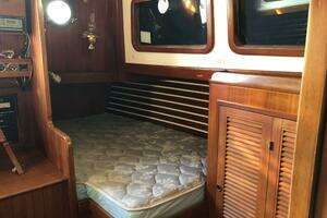 1987 Tayana Mariner 36 thumbnail 30