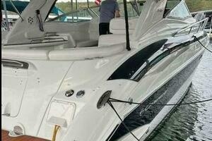 35ft Crownline Yacht For Sale
