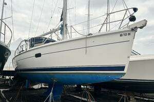 2003 Hunter 356 thumbnail 1