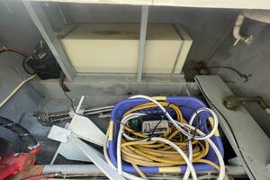 NO NAME 37ft Silverton Yacht For Sale