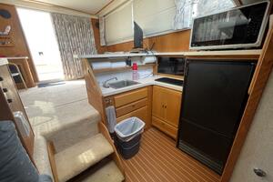 NO NAME 37ft Silverton Yacht For Sale