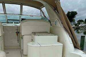 2001 Sea Ray 340 Amberjack thumbnail 17