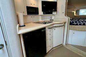 2001 Sea Ray 340 Amberjack thumbnail 37