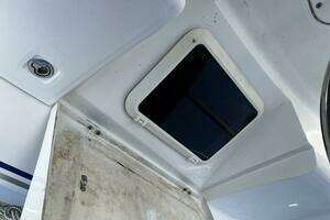 2004 Hunter 33 thumbnail 47