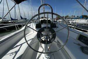 2004 Hunter 33 thumbnail 33