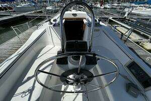 2004 Hunter 33 thumbnail 31