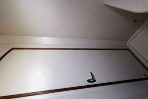2004 Hunter 33 thumbnail 85