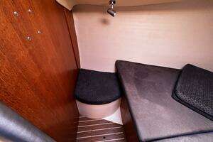 2004 Hunter 33 thumbnail 80