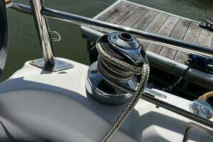2004 Hunter 33 thumbnail 35
