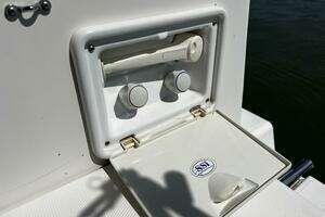 2004 Hunter 33 thumbnail 44