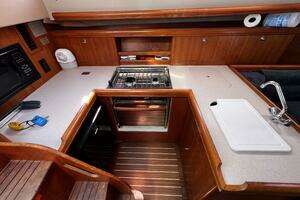 2004 Hunter 33 thumbnail 60
