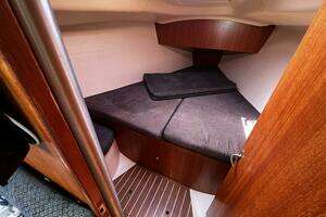 2004 Hunter 33 thumbnail 79