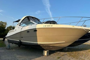 ANOTHER HOTSHOT 31ft Sea Ray Yacht For Sale