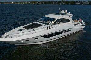 San Souci III 2015 Sea Ray 510 Sundancer Yacht For Sale in Sarasota FL