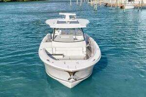  2022 Regal 38 SAV Yacht For Sale in Clearwater FL