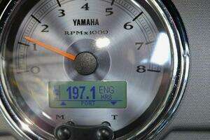 2016 Yamaha Boats 242 Limited E-Series thumbnail 20