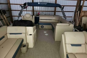 23ft Sweetwater Yacht For Sale