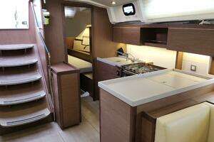 2020 Beneteau Oceanis 46.1 thumbnail 31