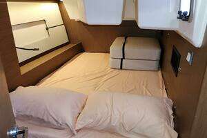 2020 Beneteau Oceanis 46.1 thumbnail 9