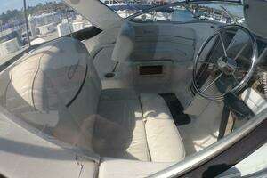 Hawley s Haven 28ft Bayliner Yacht For Sale