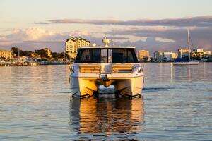 2018 Aquila 36 Power Cat thumbnail 16