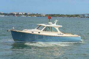 Just a Smidge 2013 Hinckley  Yacht For Sale in West Palm Beach FL