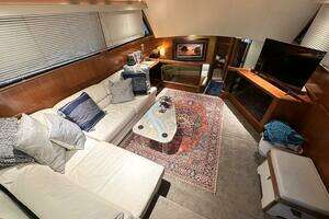 1989 Viking 44 Motor Yacht thumbnail 13