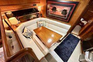 1989 Viking 44 Motor Yacht thumbnail 17