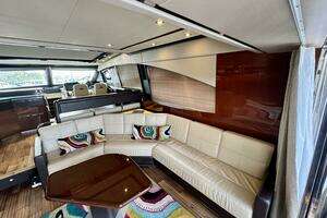 2017 Sea Ray L590 thumbnail 17