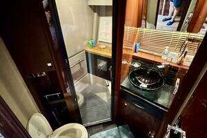 2017 Sea Ray L590 thumbnail 33