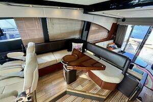 2017 Sea Ray L590 thumbnail 20