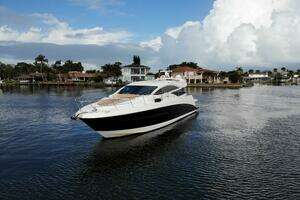 2017 Sea Ray L590 thumbnail 8