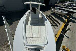 2006 Jupiter 31 CC Forward Seating thumbnail 34